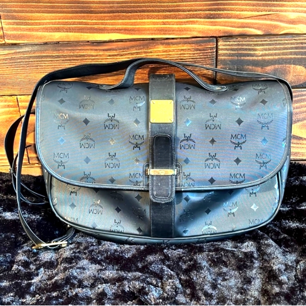Large MCM Shoulder Bag